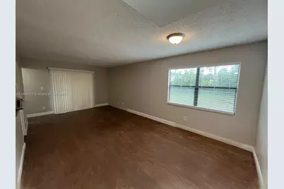 3400 Foxcroft Rd #115, Miramar, FL 33025 - Photo 9