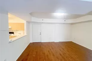 9340 Fontainebleau Blvd, Miami, FL 33172 - Photo 5