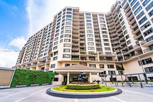 540 Brickell Key Dr, Miami, FL 33131 - Photo 3