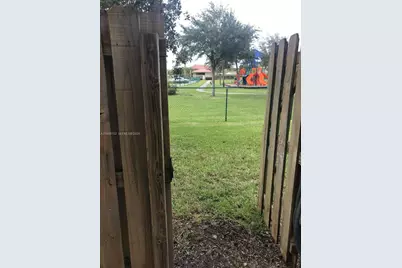 2239 SE 25th Ave #2239, Homestead, FL 33035 - Photo 19