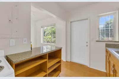 69 NE 115th St, Miami, FL 33161 - Photo 39