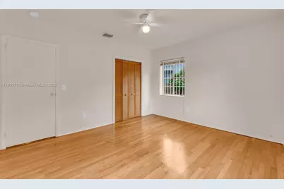 69 NE 115th St, Miami, FL 33161 - Photo 29