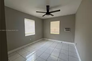 241 NW 32nd St, Miami, FL 33127 - Photo 11