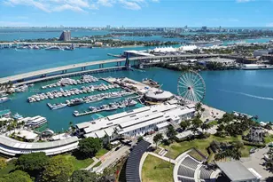 253 NE 2nd St, Miami, FL 33132 - Photo 29