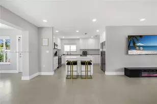 1104 N 13th Terrace, Hollywood, FL 33019 - Photo 7