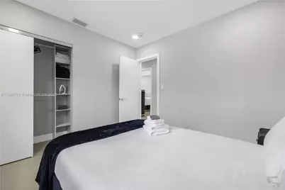 1104 N 13th Ter, Hollywood, FL 33019 - Photo 35