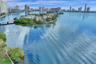 3000 Island Blvd, Aventura, FL 33160 - Photo 3
