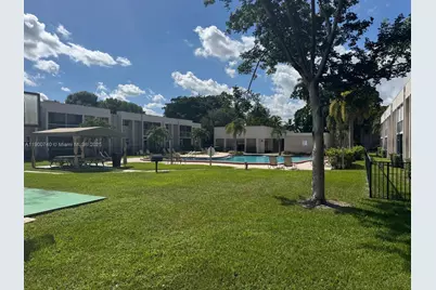 8527 Old Country Mnr #508, Davie, FL 33328 - Photo 15