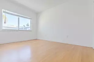 7207 Bay Dr, Miami Beach, FL 33141 - Photo 9