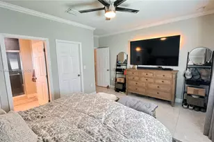 280 NE 35th St, Oakland Park, FL 33334 - Photo 13