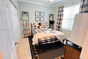 280 NE 35th St, Oakland Park, FL 33334 - Photo 35