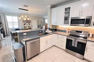 280 NE 35th St, Oakland Park, FL 33334 - Photo 19