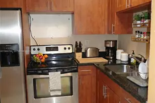 494 NW 165th St Rd, Miami, FL 33169 - Photo 7