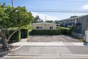 900 SW 5th Ave, Miami, FL 33130 - Photo 1