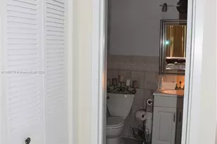 16570 NE 26th Ave, North Miami Beach, FL 33160 - Photo 11