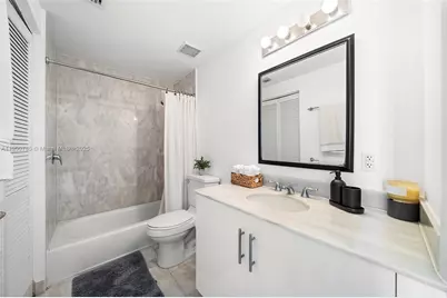 725 NE 22nd St #14B, Miami, FL 33137 - Photo 19