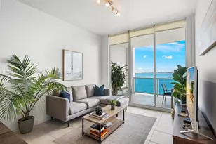 725 NE 22nd St, Miami, FL 33137 - Photo 9