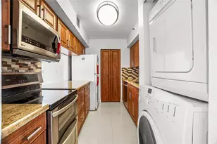 1700 N N River Dr, Miami, FL 33125 - Photo 11