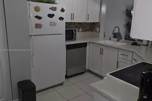 116 Lake Emerald Dr, Oakland Park, FL 33309 - Photo 5