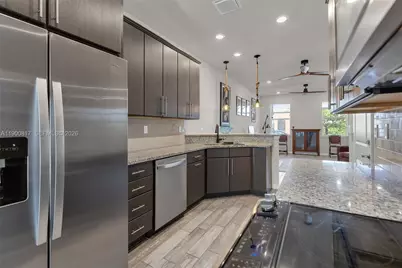 4810 Eucalyptus Dr #3, Hollywood, FL 33021 - Photo 9