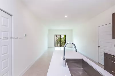 4640 NW 84th Ave #46, Doral, FL 33166 - Photo 3