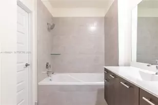 4640 NW 84th Ave, Doral, FL 33166 - Photo 17