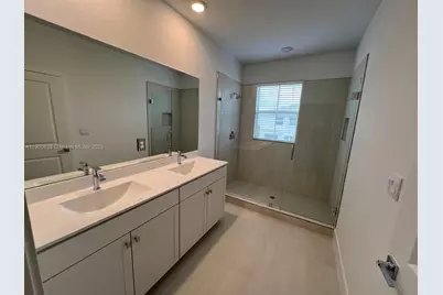 136 SW 170th Ave, Pembroke Pines, FL 33027 - Photo 45