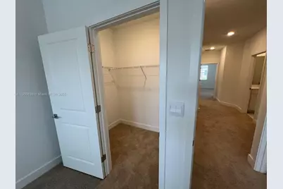 136 SW 170th Ave, Pembroke Pines, FL 33027 - Photo 29