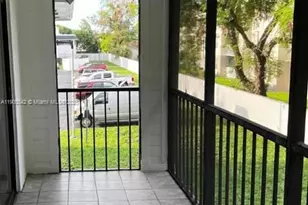 18965 NW 62nd Ave, Hialeah, FL 33015 - Photo 21