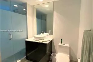 31 SE 6th St, Miami, FL 33131 - Photo 21