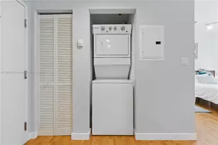 2129 Washington Ave, Miami Beach, FL 33139 - Photo 3