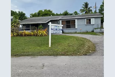 2401 Largo Dr, Miramar, FL 33023 - Photo 9