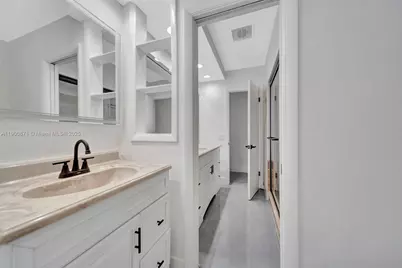 840 NE 182nd St, North Miami Beach, FL 33162 - Photo 33
