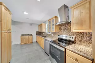 840 NE 182nd St, North Miami Beach, FL 33162 - Photo 11