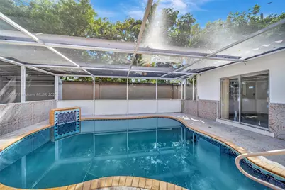 840 NE 182nd St, North Miami Beach, FL 33162 - Photo 43