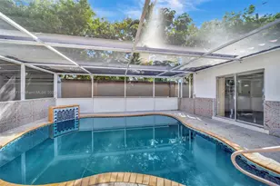 840 NE 182nd St, North Miami Beach, FL 33162 - Photo 43