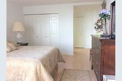 16300 Golf Club Rd #504, Weston, FL 33326 - Photo 13