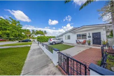 1515 NW 33rd Ave, Miami, FL 33125 - Photo 1