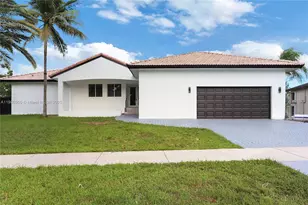 19851 SW 79th Ave, Cutler Bay, FL 33189 - Photo 1