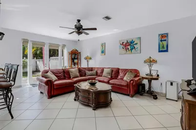 15736 NW 11th St, Pembroke Pines, FL 33028 - Photo 7