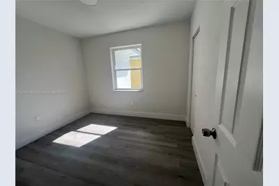 1923 NW 66th St #N/A, Miami, FL 33147 - Photo 21