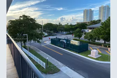 1900 Diana Dr #3D, Hallandale Beach, FL 33009 - Photo 13