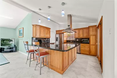 1625 SW 5th Ct, Fort Lauderdale, FL 33312 - Photo 9