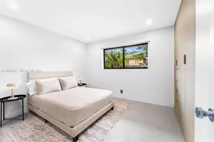 1001 NE 84th St, Miami, FL 33138 - Photo 25