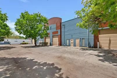 20200 NW 2nd Ave #C6, Miami Gardens, FL 33169 - Photo 5