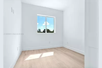 1355 NW 42nd St, Miami, FL 33142 - Photo 33