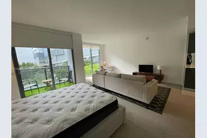 31 SE 6th St #505, Miami, FL 33131 - Photo 5