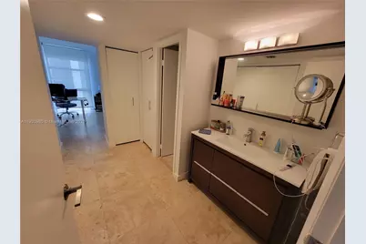 20379 W Country Club Dr #539, Aventura, FL 33180 - Photo 13