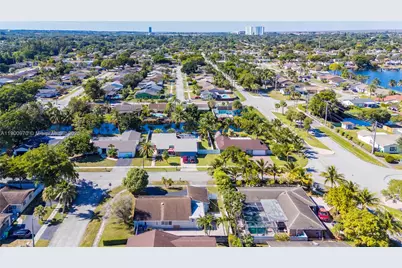 2180 NW 107th Ave, Sunrise, FL 33322 - Photo 35