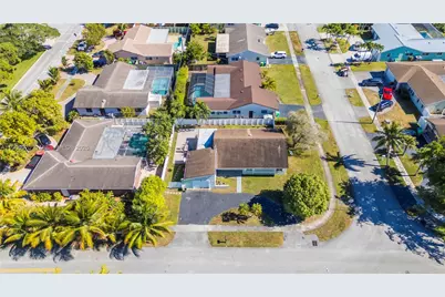 2180 NW 107th Ave, Sunrise, FL 33322 - Photo 37